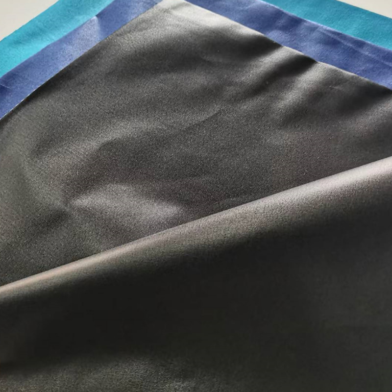 TMIE-08-1-3 Kain Bernafas Lebar Kain 115CM Berat 90GSM Bahan Poliester Dicelup dengan Fabrik Poplin Poliester Bergilap Licin